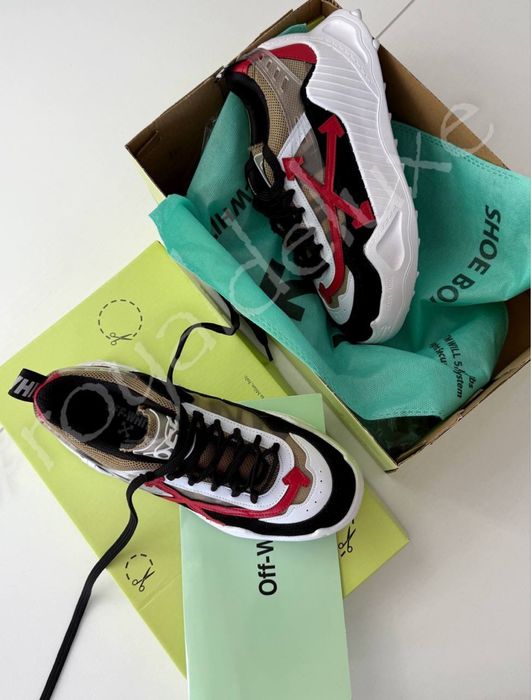 Stoc Adidasi dama Off white