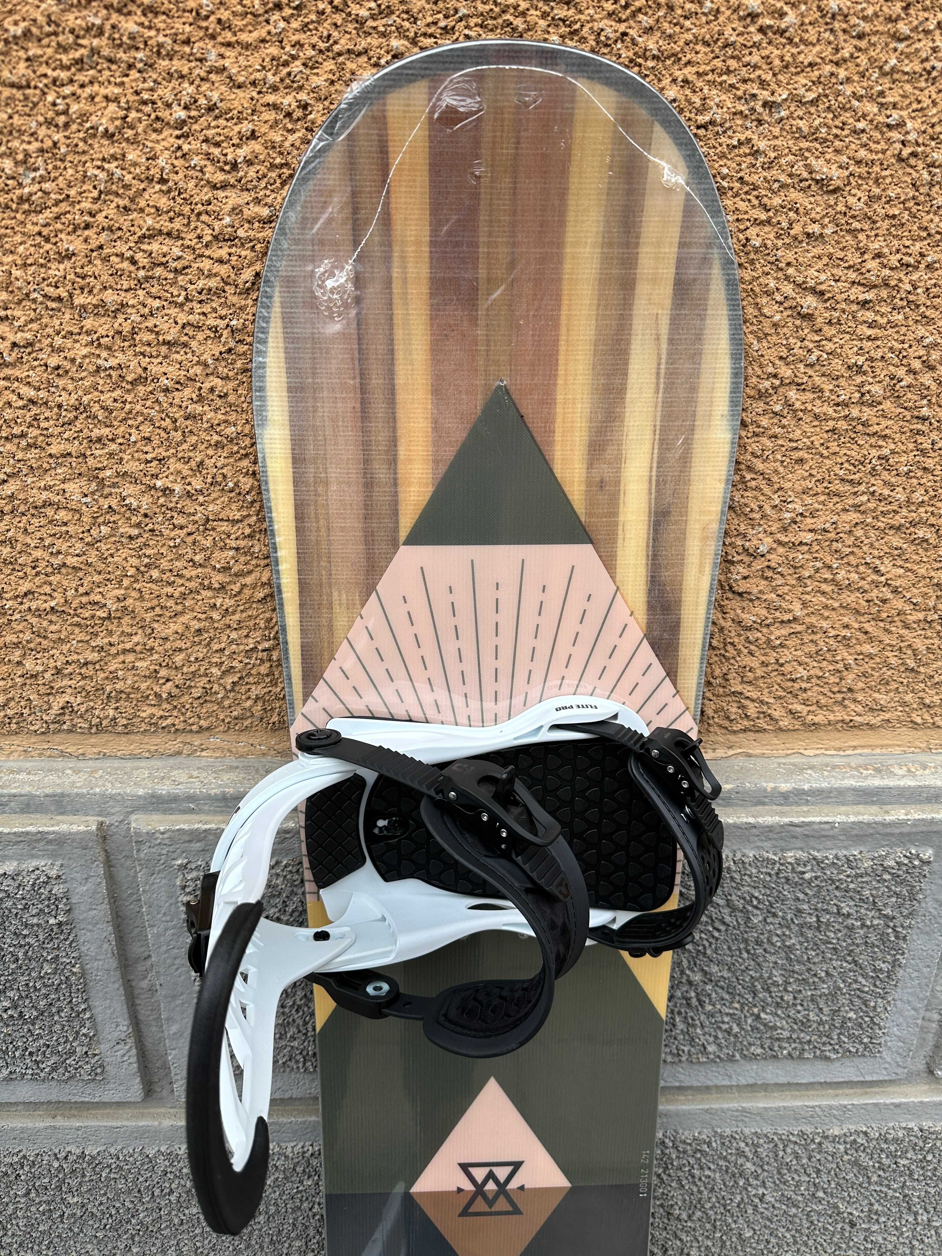 placa noua snowboard easy huntress L142cm