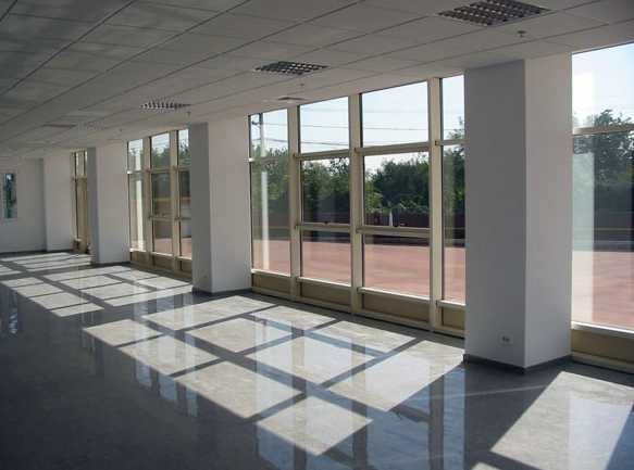 Spatiu comercial DN1 SUPEROFERTA