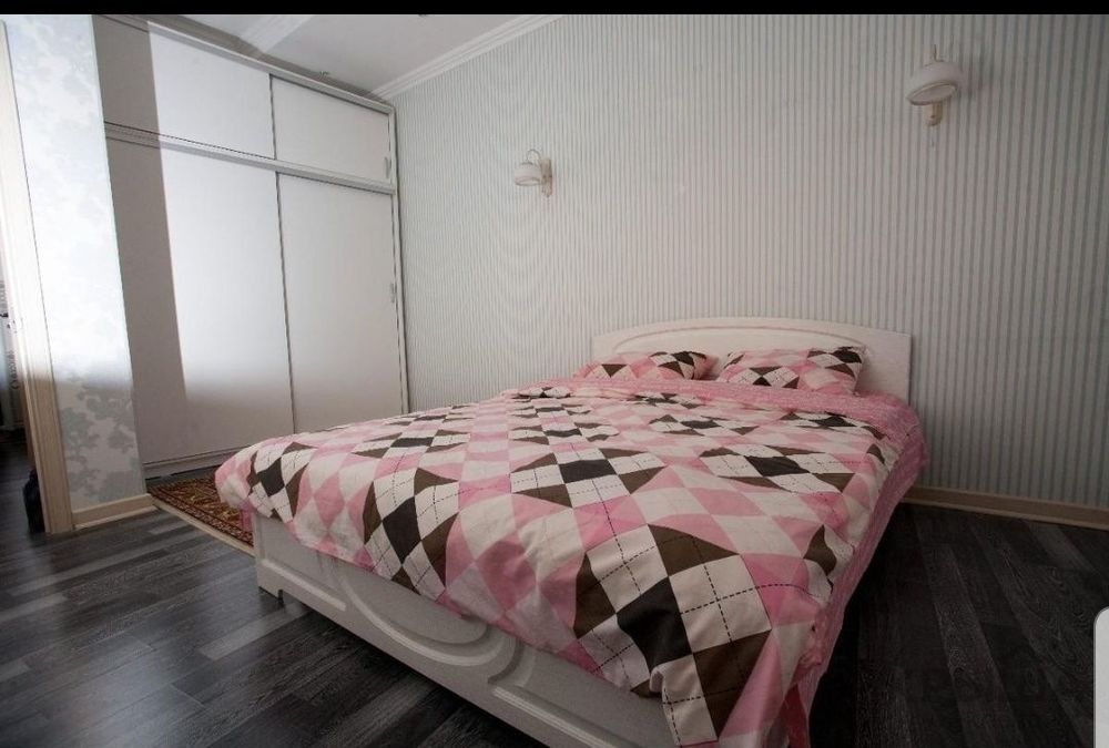 Квартира посуточно ночь почасовая Иманова Кенесары по часам почасовой