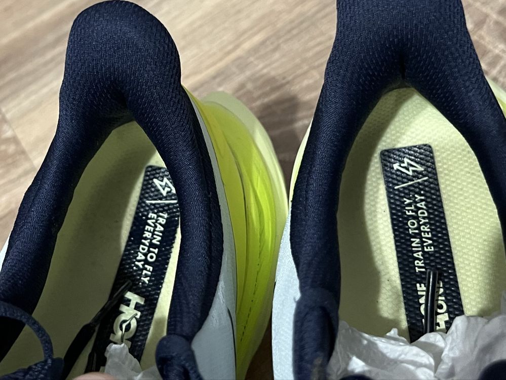 Hoka Mach 4… marime 42