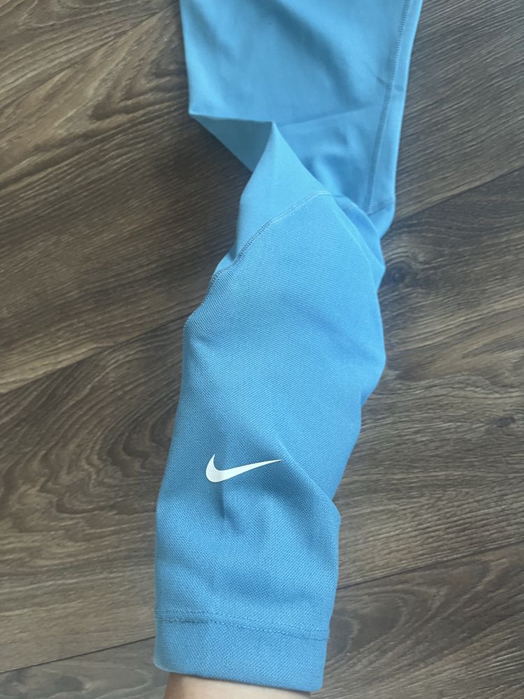Клин nike размер XS