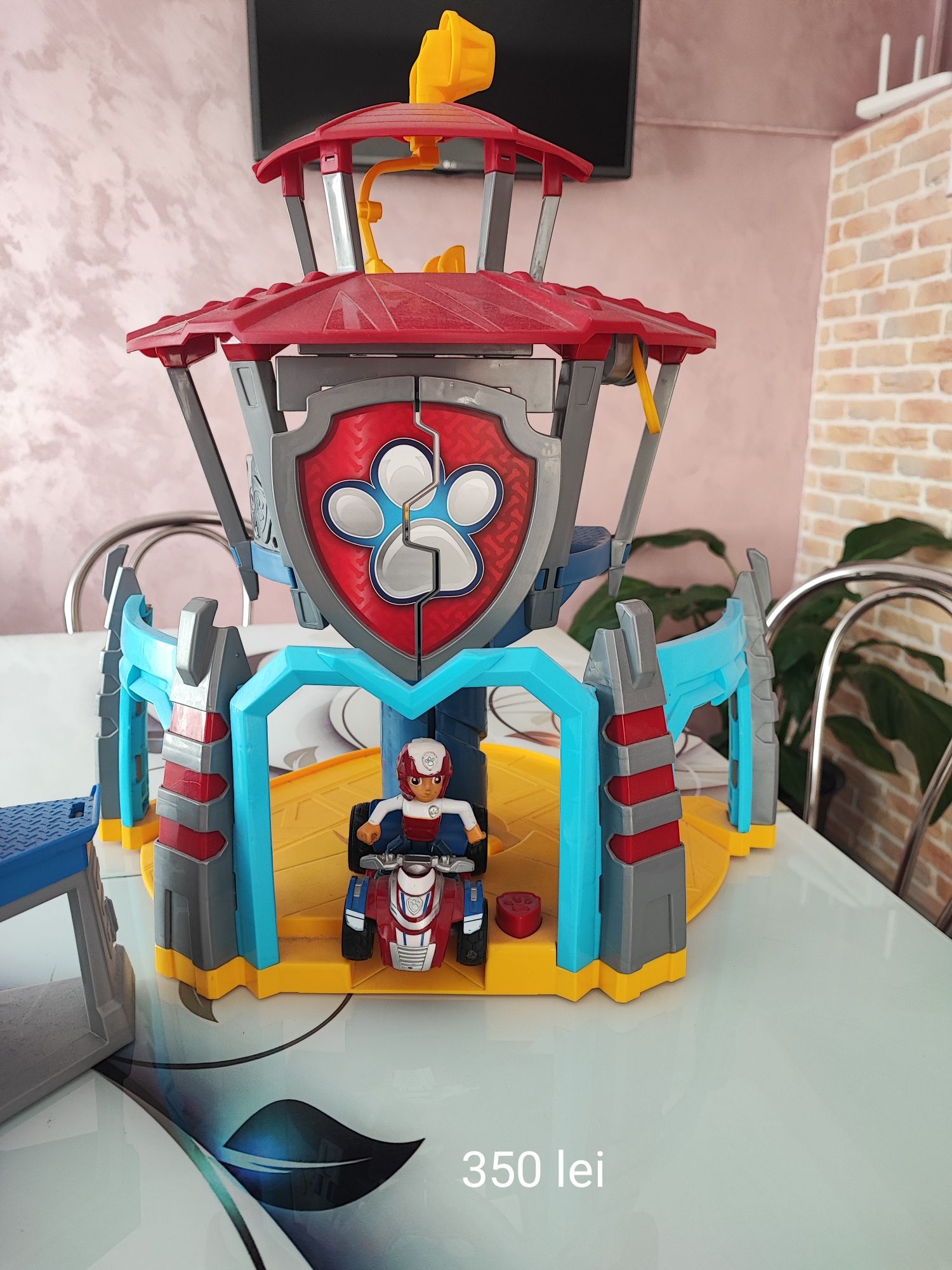 Vând sau schimb Paw Patrol cu lego sau cd PS 4