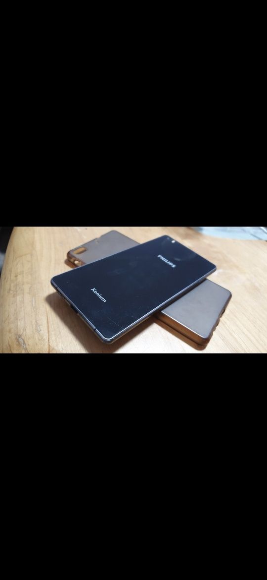 PHILIPS Xenium /Пфилипс