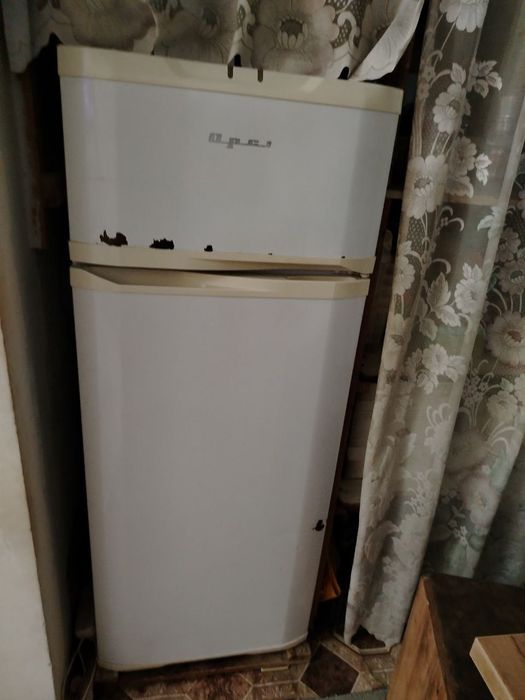 Холодильник в хорошем состоянии