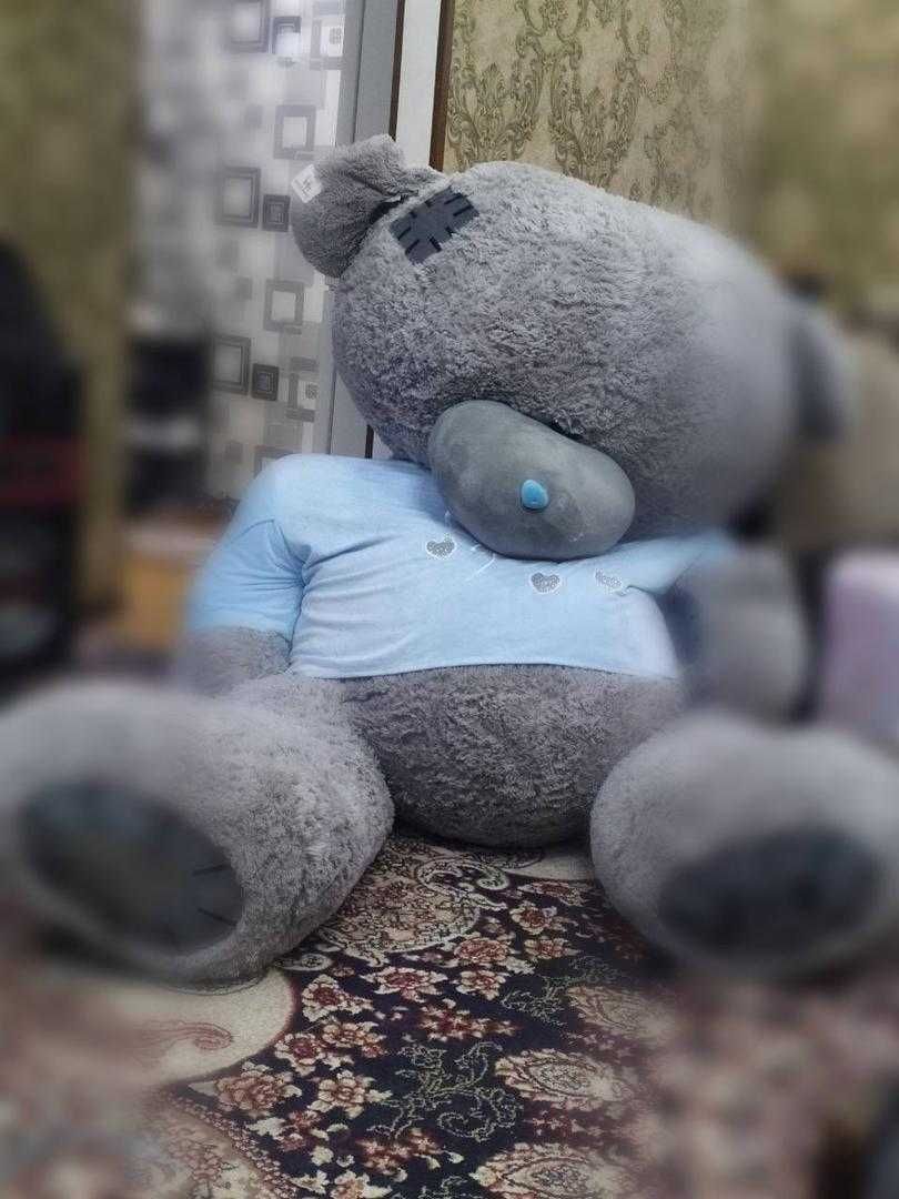 Продаёться плюшевый мишка TEDDY