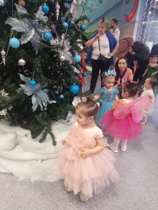 Продам платье очень красивое