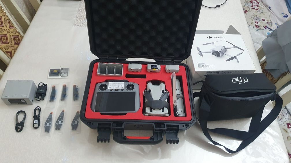 Dji mini 4 pro combo plus