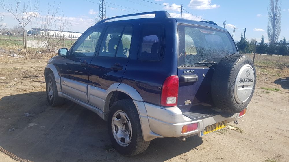Suzuki grand vitara 2.0i на части