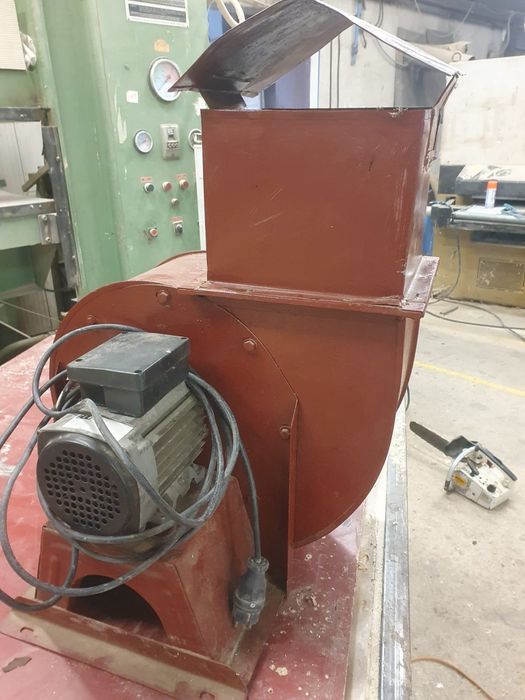 Ventilator centrifugal