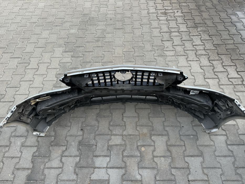 Оригинална предна броня с решетка за Mercedes E class w213 W238