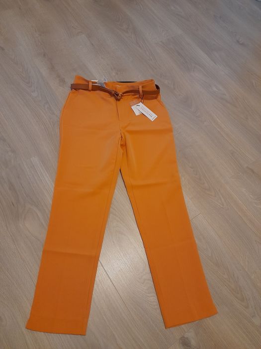 Pantaloni Stradivarius, marimea 36