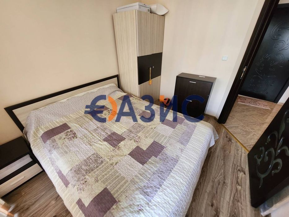 Продава се Двустаен апартамент в к.к. Слънчев бряг - 51 кв.м за 1216 €/кв.м - Снимка #9