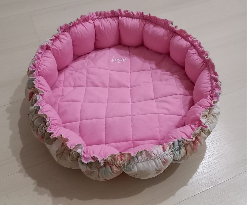 Лежаночка домик для собаки или кошки