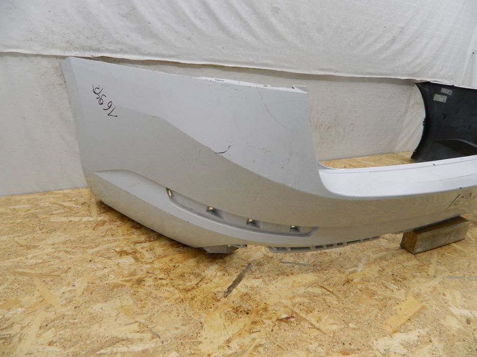 Bara spate Skoda Superb 3 Kombi, 2017, 2018, 2019, 2020, 2021, 3V9807421.