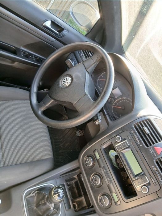 Vând vitei sau schimb