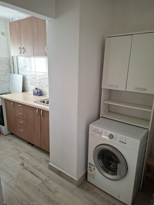 Garsoniera de închiriat