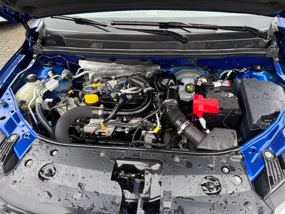 Vând Dacia Sandero avariat stepway 3 an 2021 motor 1.0 TCE  65997 km