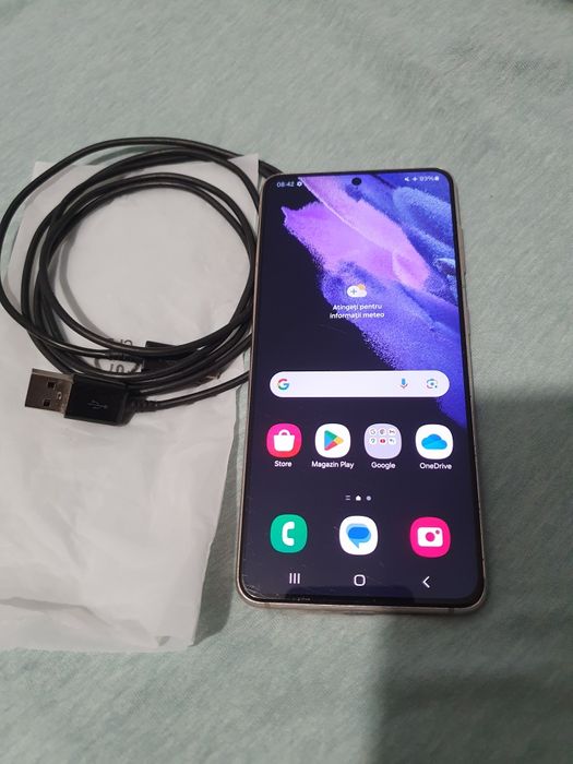 Vând Samsung S 21 5 G - 8 GB RAM