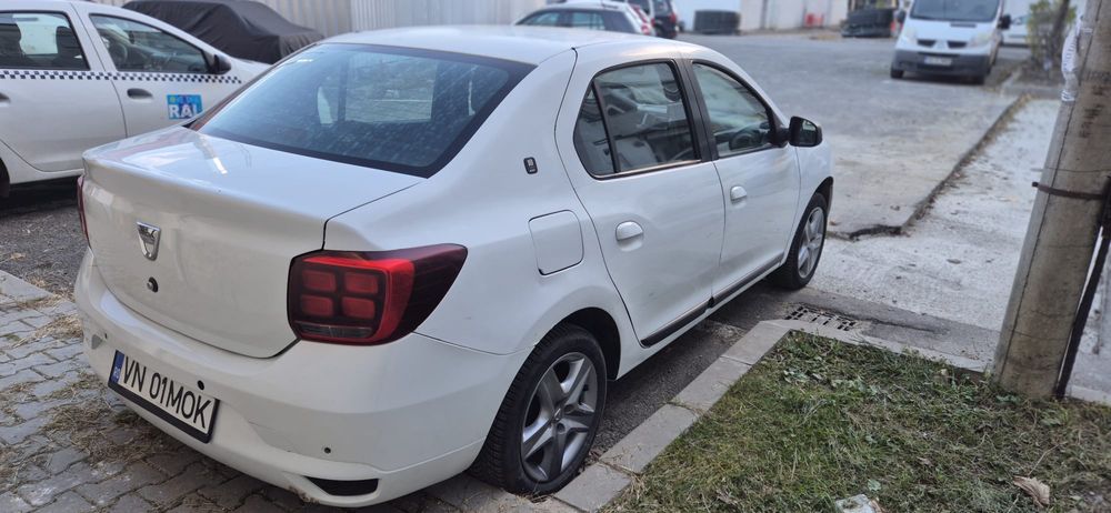 Vand Dacia Logan