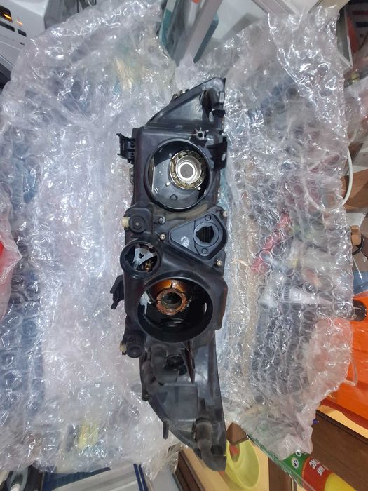 Продавам Фарове Хела за части БМВ Е39 фейс