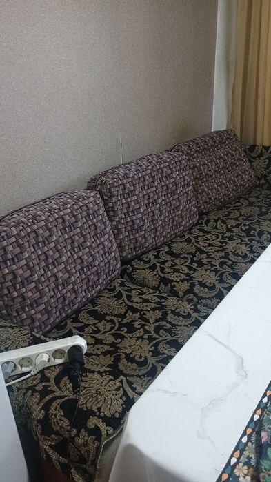 Продаётся    диван
