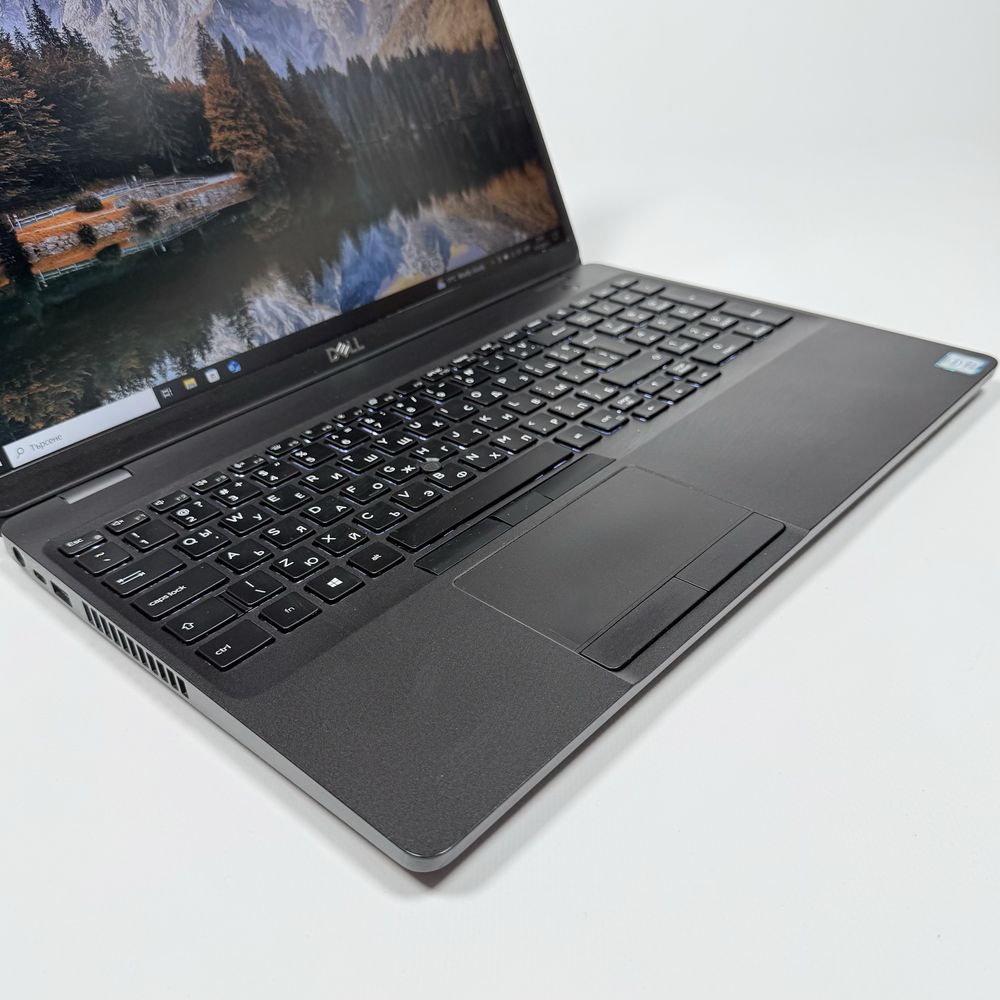 DELL Latitude 5500/15,6” IPS/i5-8365U/12GB DDR4/256GB NVMe/Подсветка