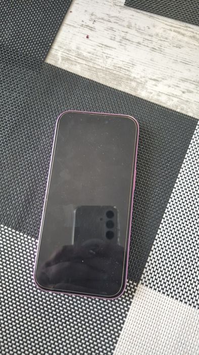 Iphone  16 pink 256