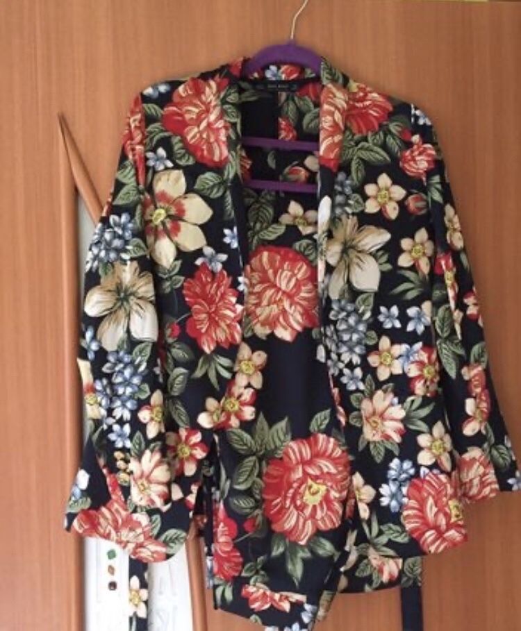 Костюм Zara
