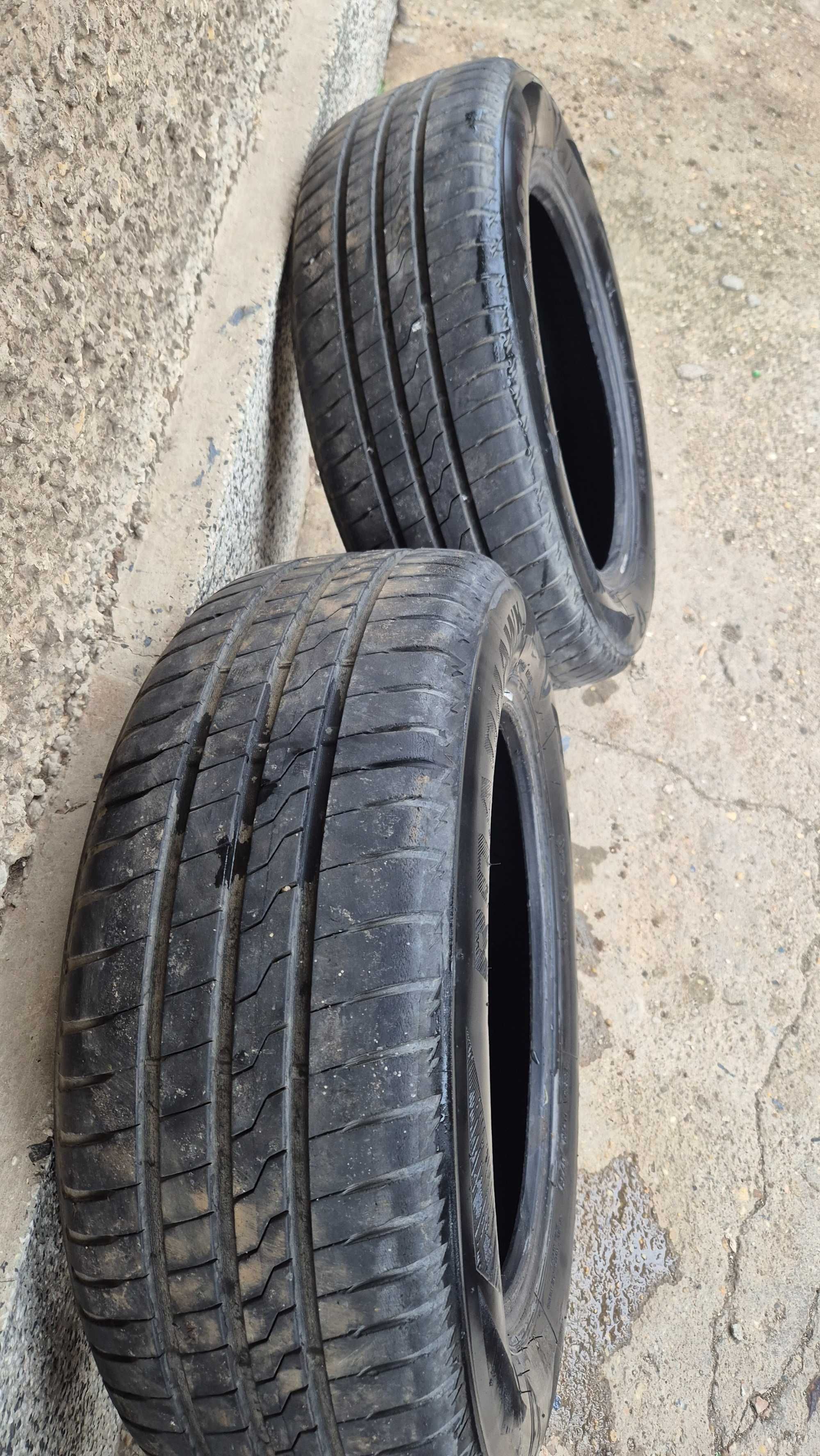 2 броя летни гуми FIRESTONE ROADHAWK 195/60 R15 88H
