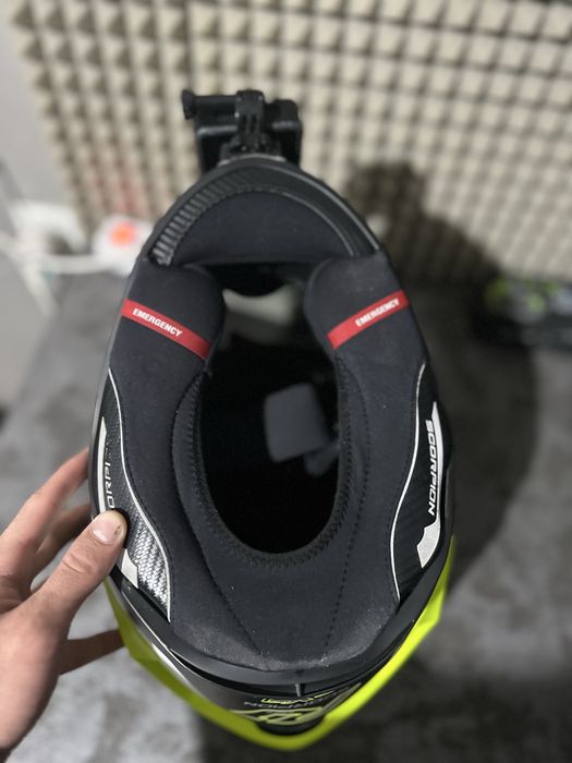 Каска Scorpio R1