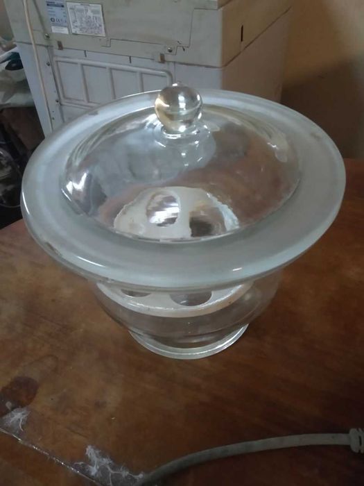 Вакууматор, эксикатор в хорошем состоянии