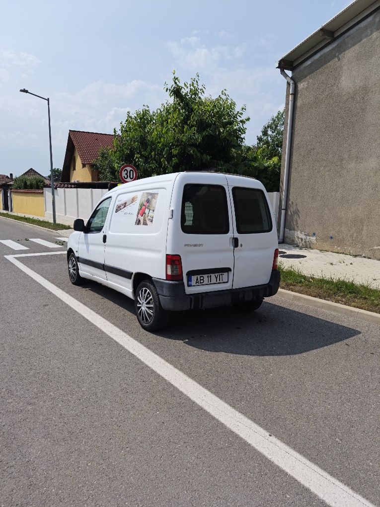 Peogeot partener 19hdi 2007 în stare buna de funcționare