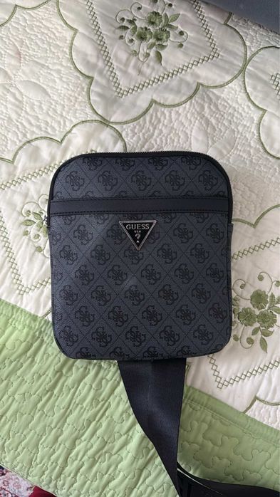 Бкрсетка guess черная