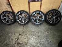 Jante de aliaj originale Audi Q7, Q8, pe 22 toli, ET 26