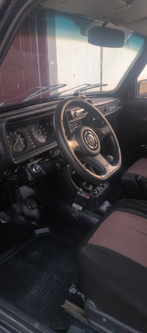 Navoiyda Lada 2107