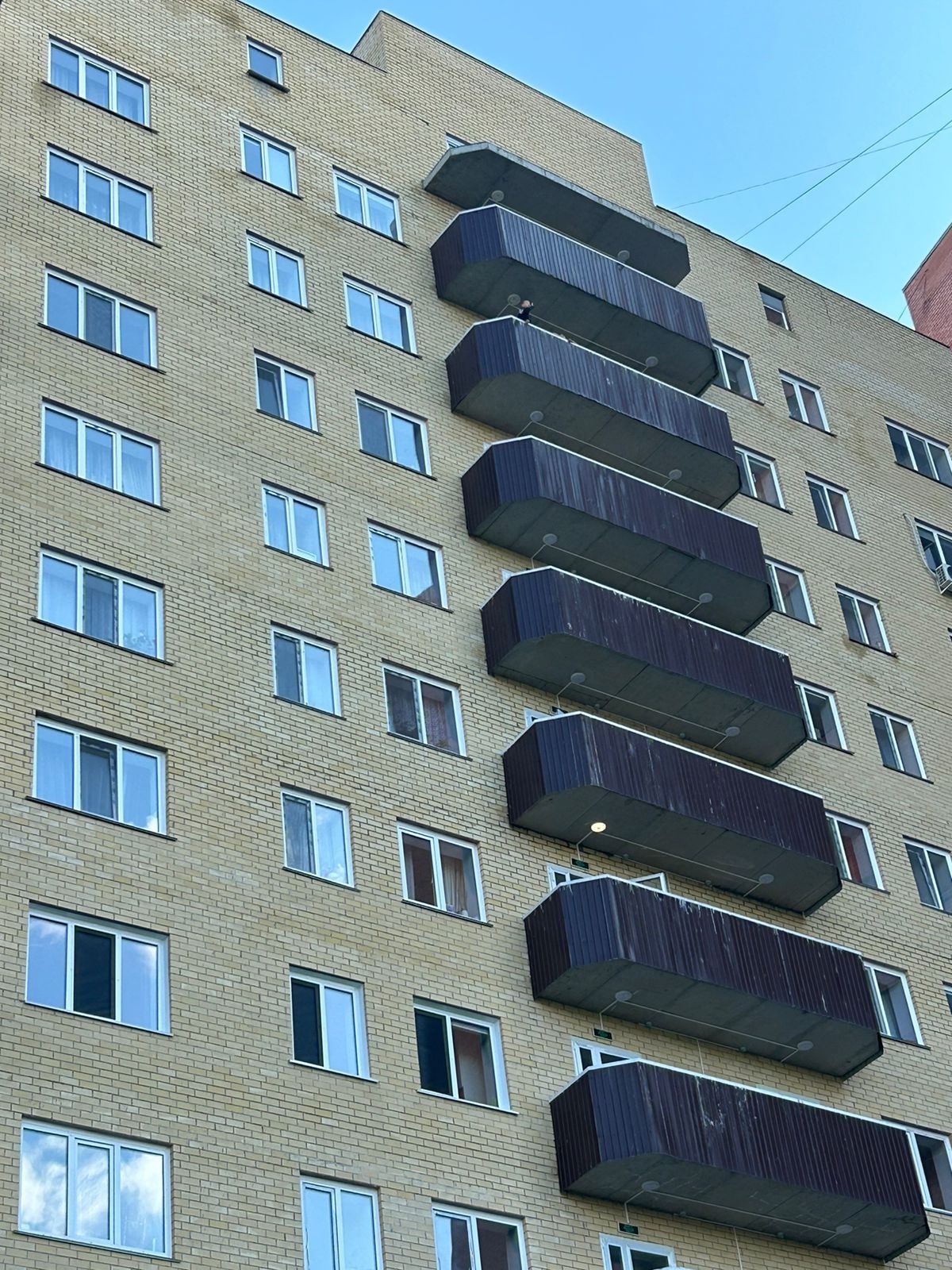 Продам 2ком кв 65кв.