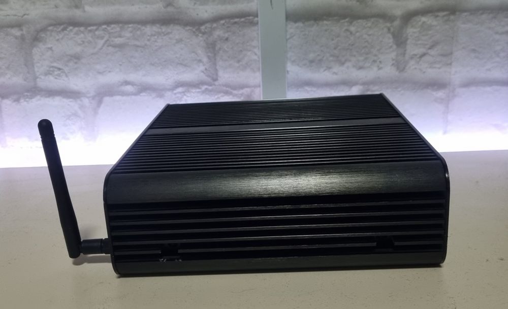 Mini Unitate Pasiva NUC: i5 4460s/8GB RAM/SSD 180GB/WIFI/FANLESS