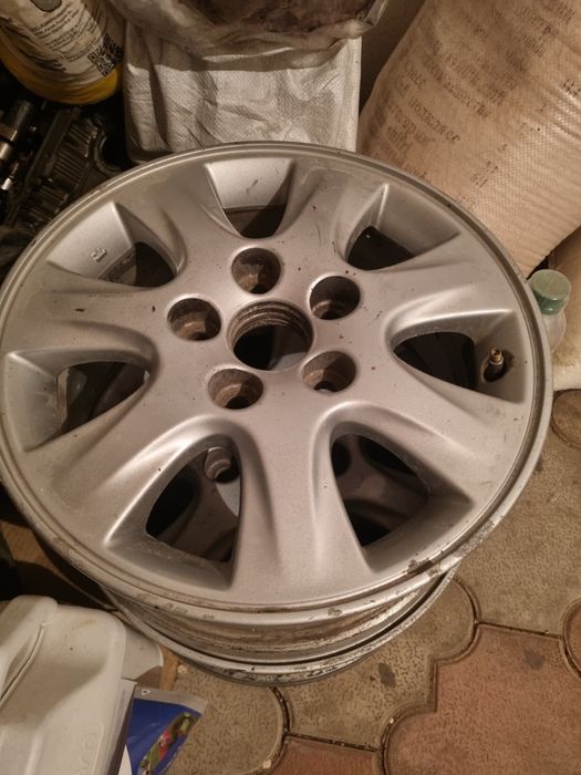 Продам диски от камри