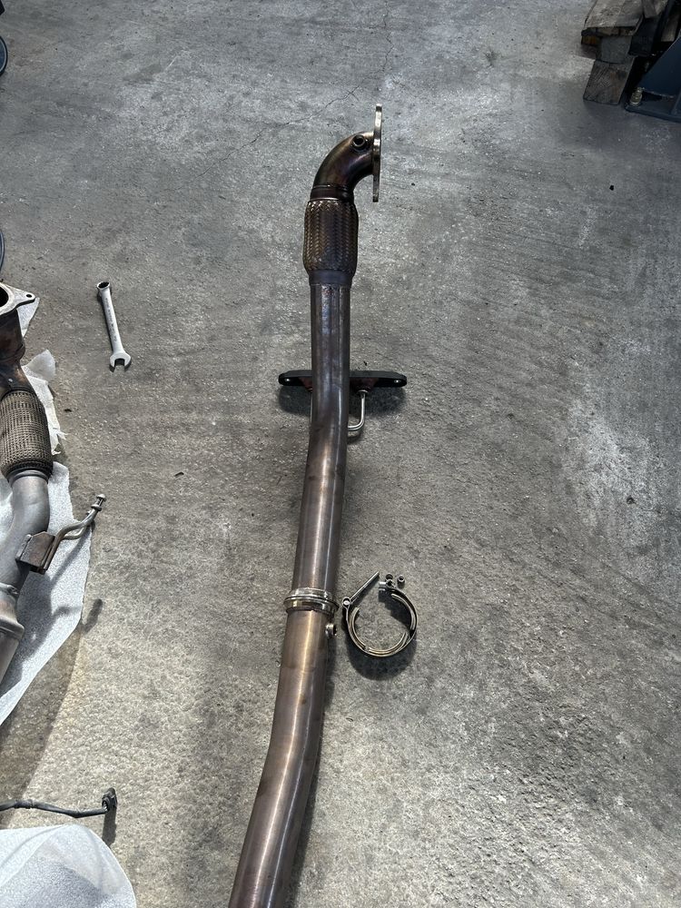 DownPipe pentru 2.0 TSI EA888 euro 5 73mm