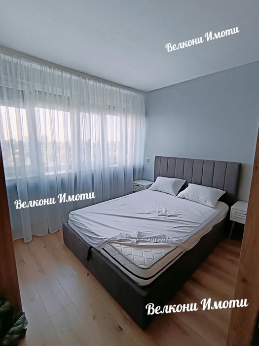 Дава се под наем Тристаен апартамент в Пловдив, Старият град - 65 кв.м за 663 € - Снимка #12