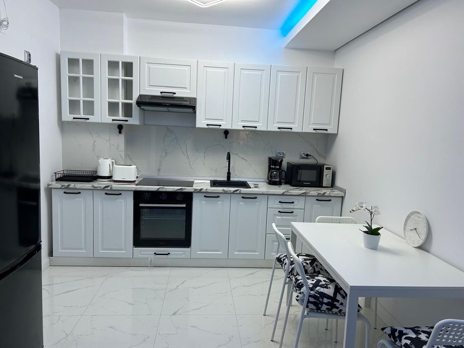 PF. Închiriez apartament 2 camere Dunării!
