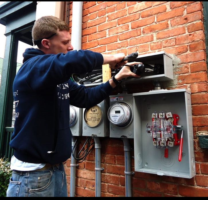 Аварийный электрик выезд 24/7 Усть-Каменогорск