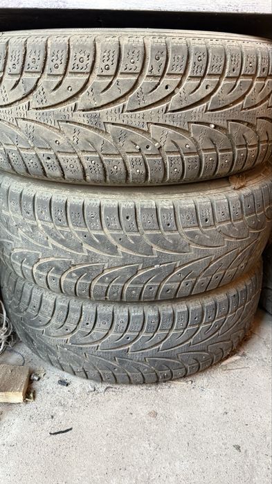 Продам зимние шины sailun