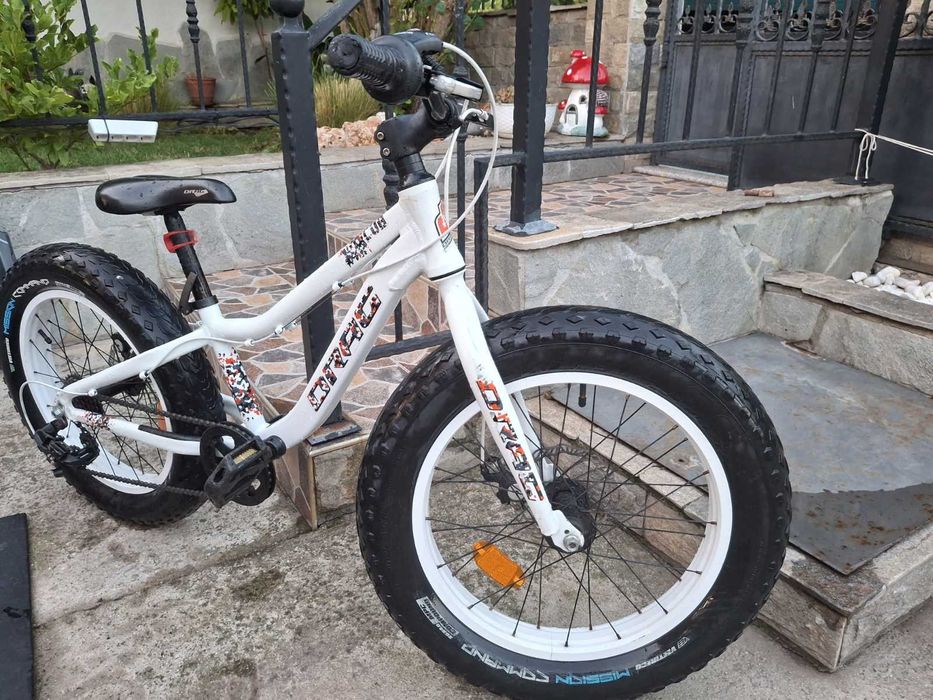 Детски велосипед DRAG 20 в много запазен.
