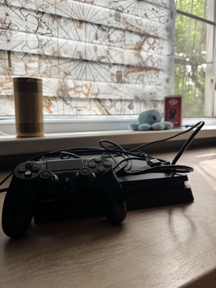 Продам Playstation4