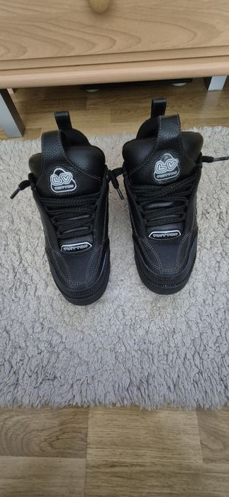 Adidași LV skate 41
