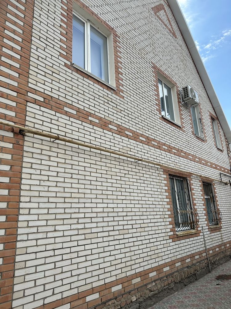 Продам коттедж в9 микр-не