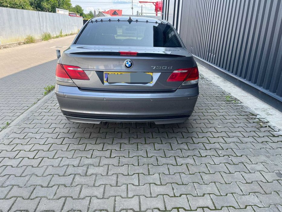 Dezmembrez Bmw 730D E65 LCI
