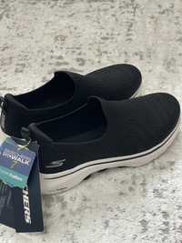 Skechers кросовки 39рр женские